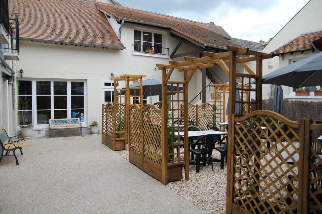 La Madeleine Hotel Saint-Benoît-sur-Loire Exterior photo