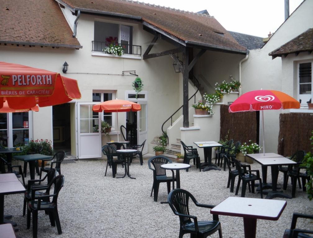 La Madeleine Hotel Saint-Benoît-sur-Loire Exterior photo